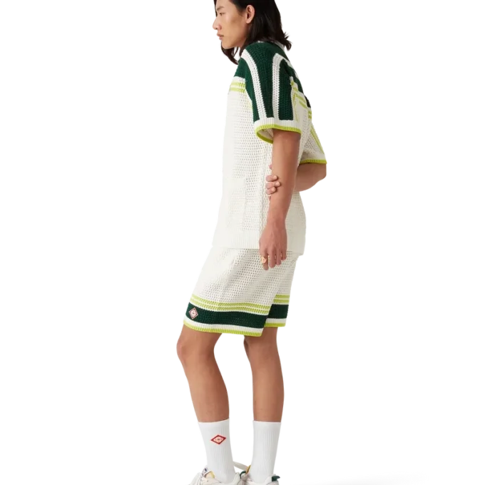 Anillo con medallón deportivo