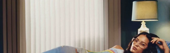 Gafas de sol finas en rosa y naranja