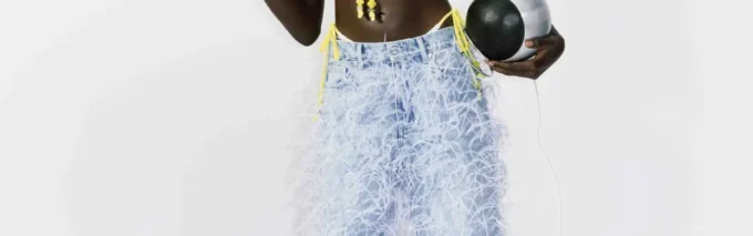 Aros de latón con gotas de agua en plata y azul