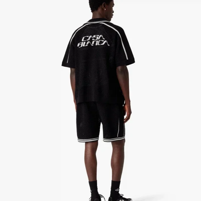 Camisa de malla negra de manga corta Camisa de malla negra de manga corta