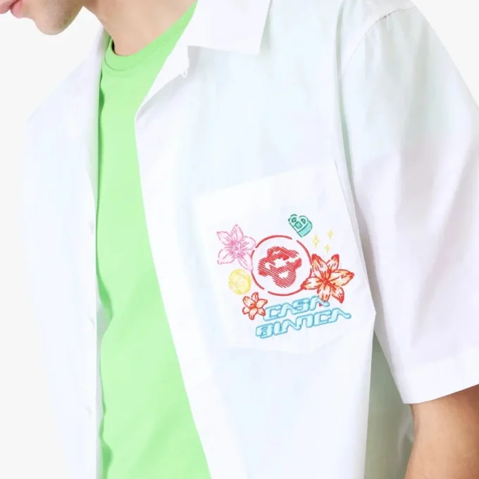 Camisa de pantalón corto bordada «Collage D’icones Graphiques»