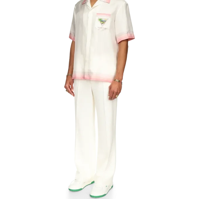 Camisa de seda de manga corta con el icono del club de tenis