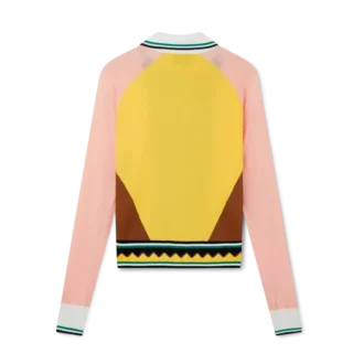 Camisas con paneles gráficos