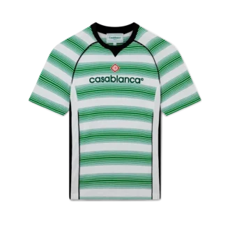 Camiseta de fútbol con paneles de rayas degradadas