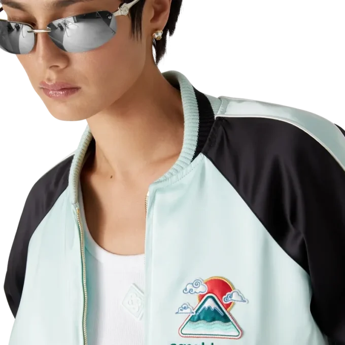 Chaqueta bomber de satén bordada