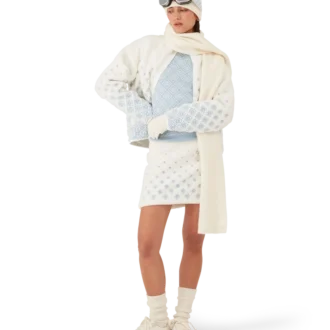 Chaqueta corta de forro polar con monograma degradado bordado