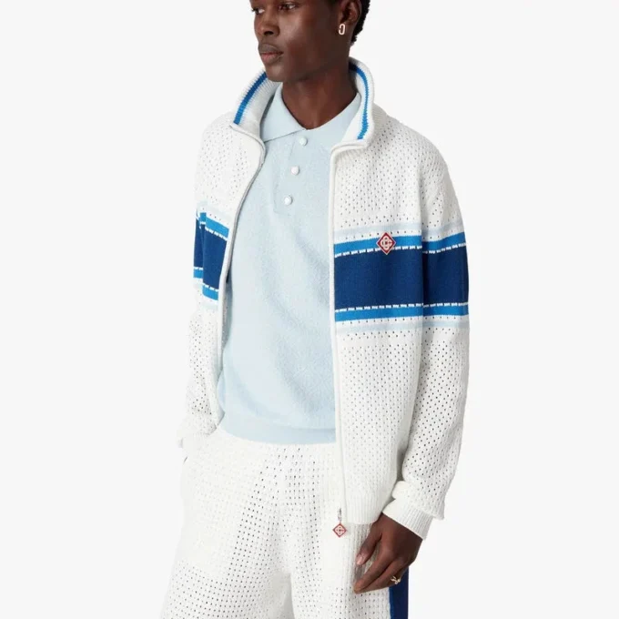 Chaqueta deportiva de malla a rayas blancas y azules