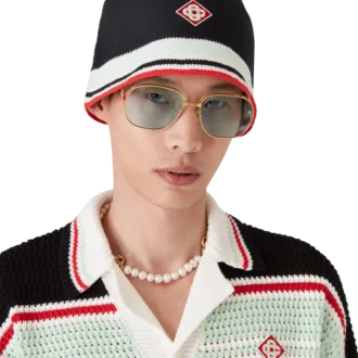 Gorro de ganchillo a rayas