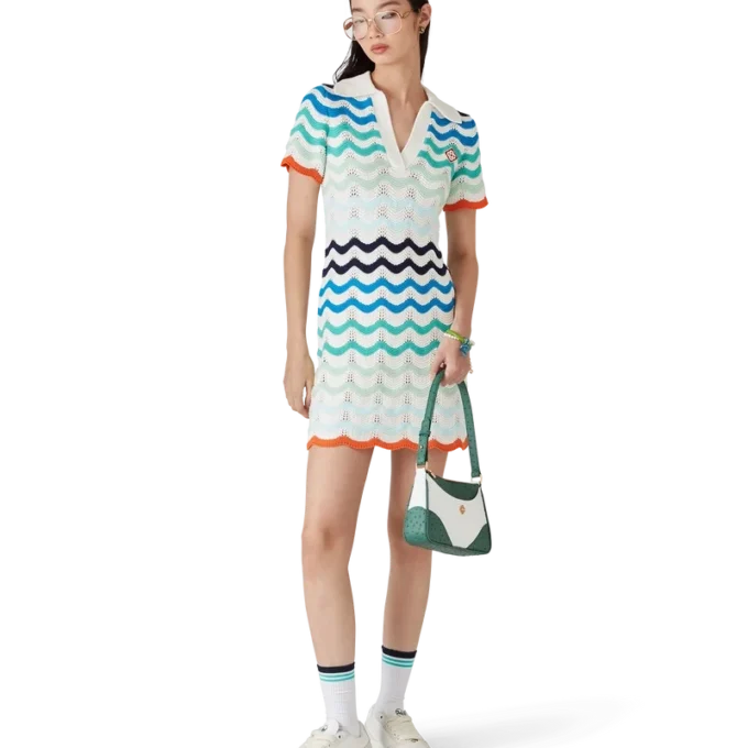 Minivestido de croché con ondas degradadas