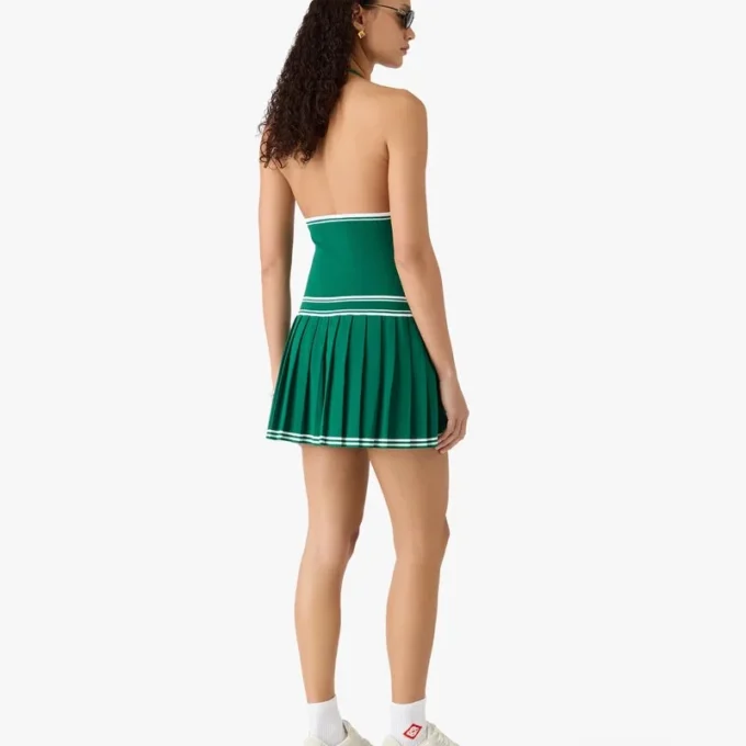 Minivestido verde plisado con cuello halter