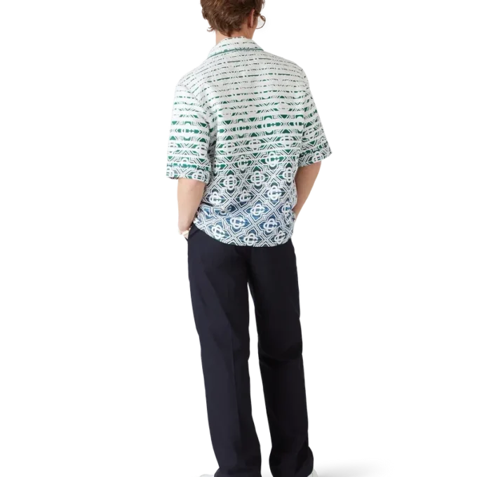 Pantalones chinos de corte holgado