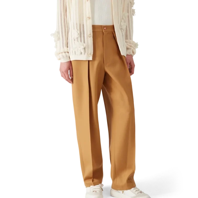 Pantalones chinos de lana con pliegues Pantalones chinos de lana con pliegues