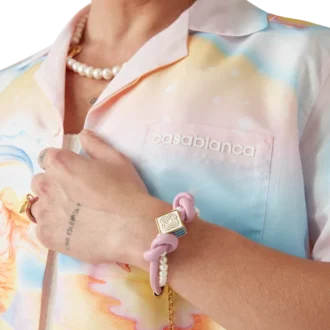 Pulsera de perlas con nudos rosa