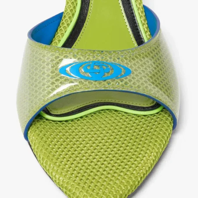 Sandalias tipo mule con tacón verde