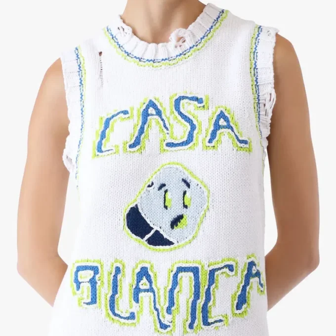 Vestido mini sin mangas blanco tejido a mano Vestido mini sin mangas blanco tejido a mano